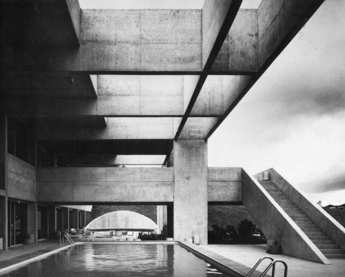 Archillect ID 189954
