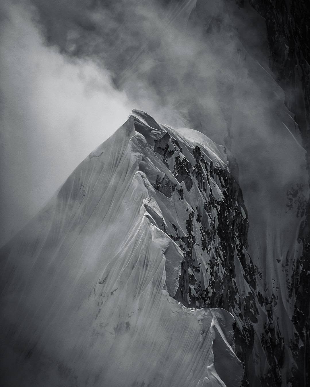Archillect ID 190287