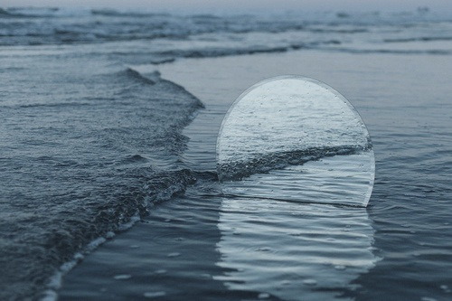 Archillect ID 190365