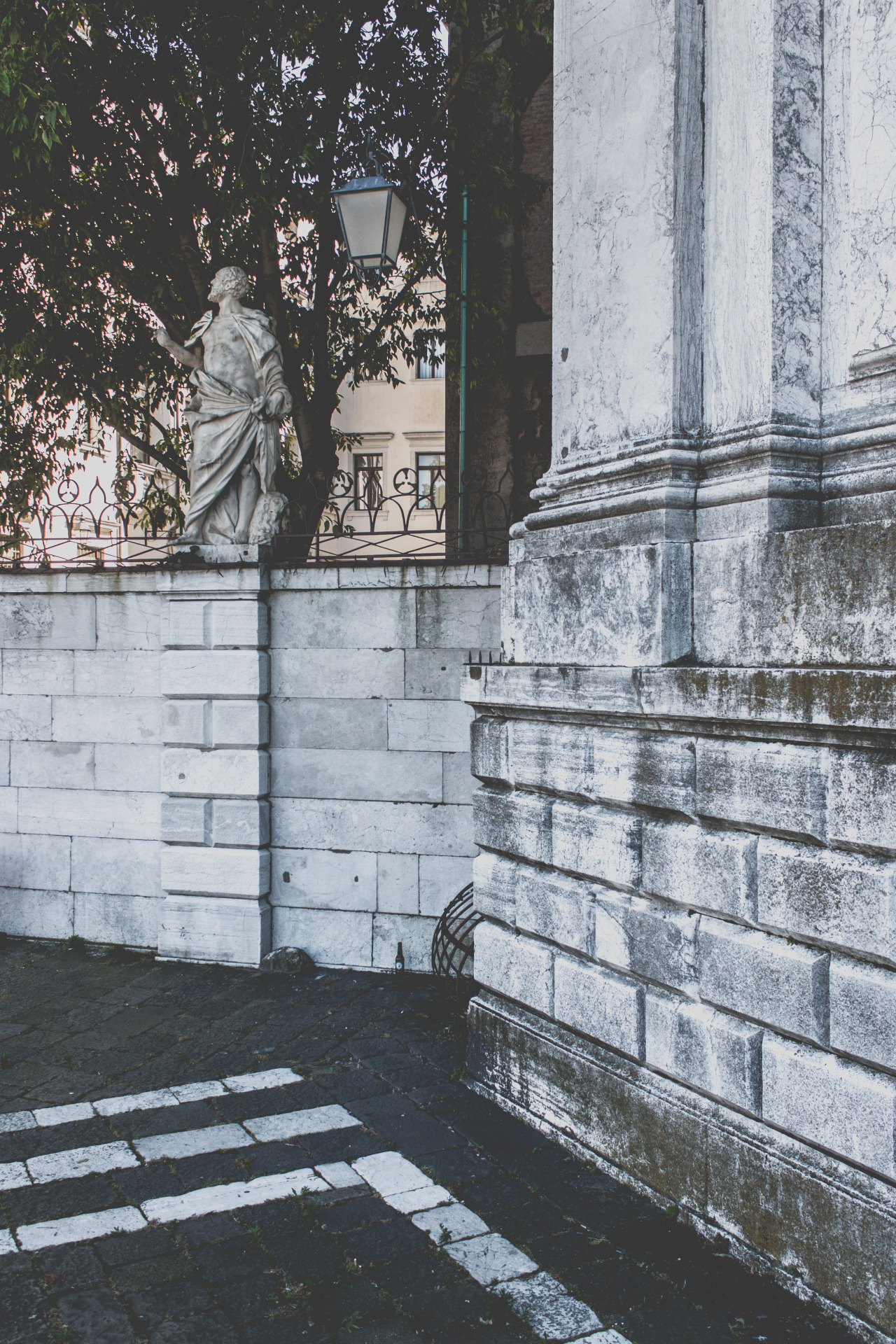 Archillect ID 191452