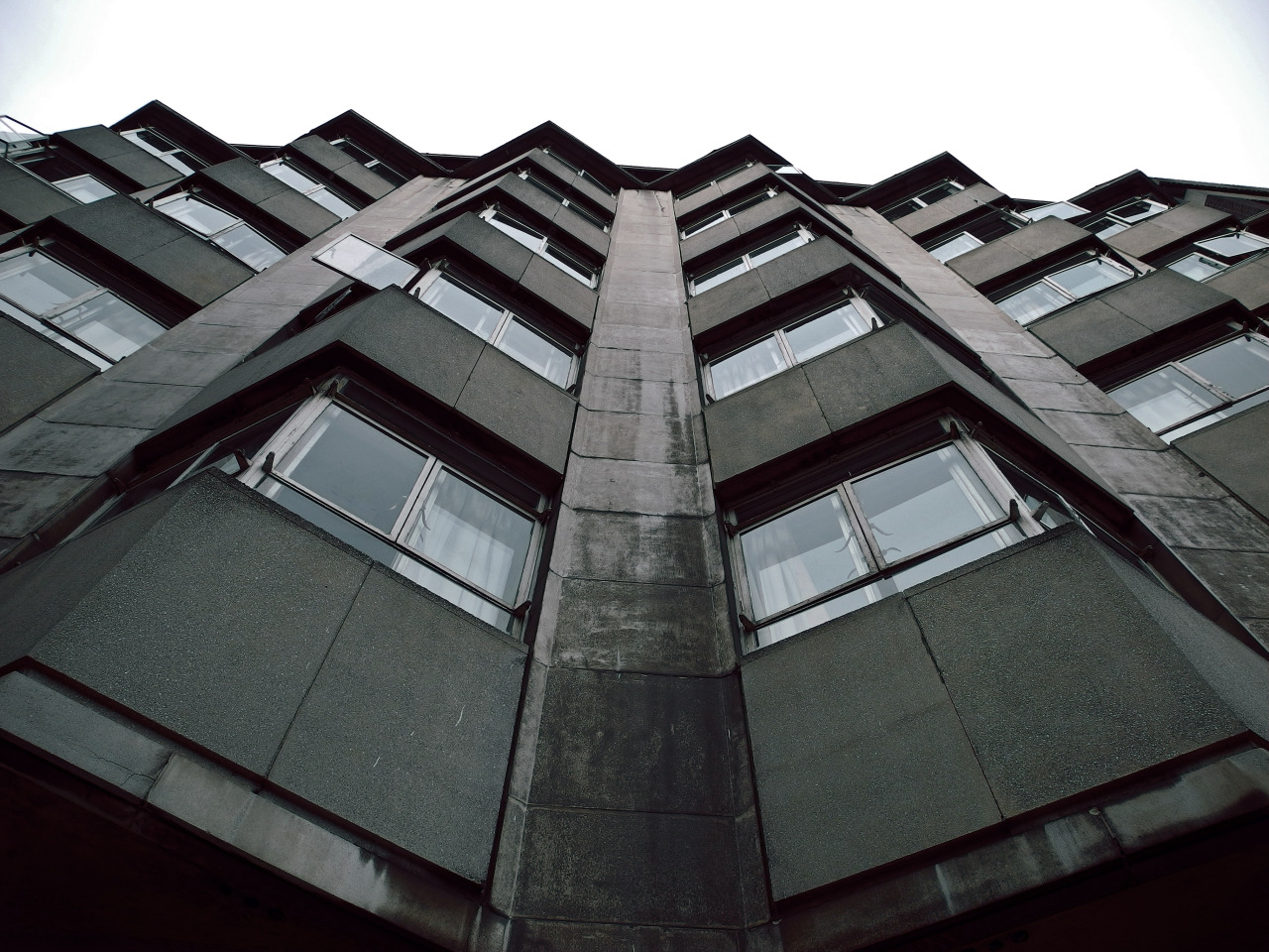 Archillect ID 191700