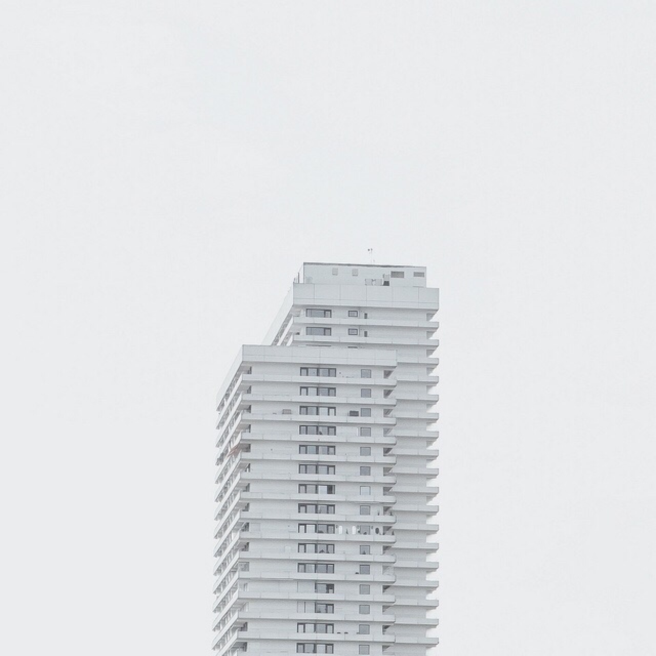 Archillect ID 192873