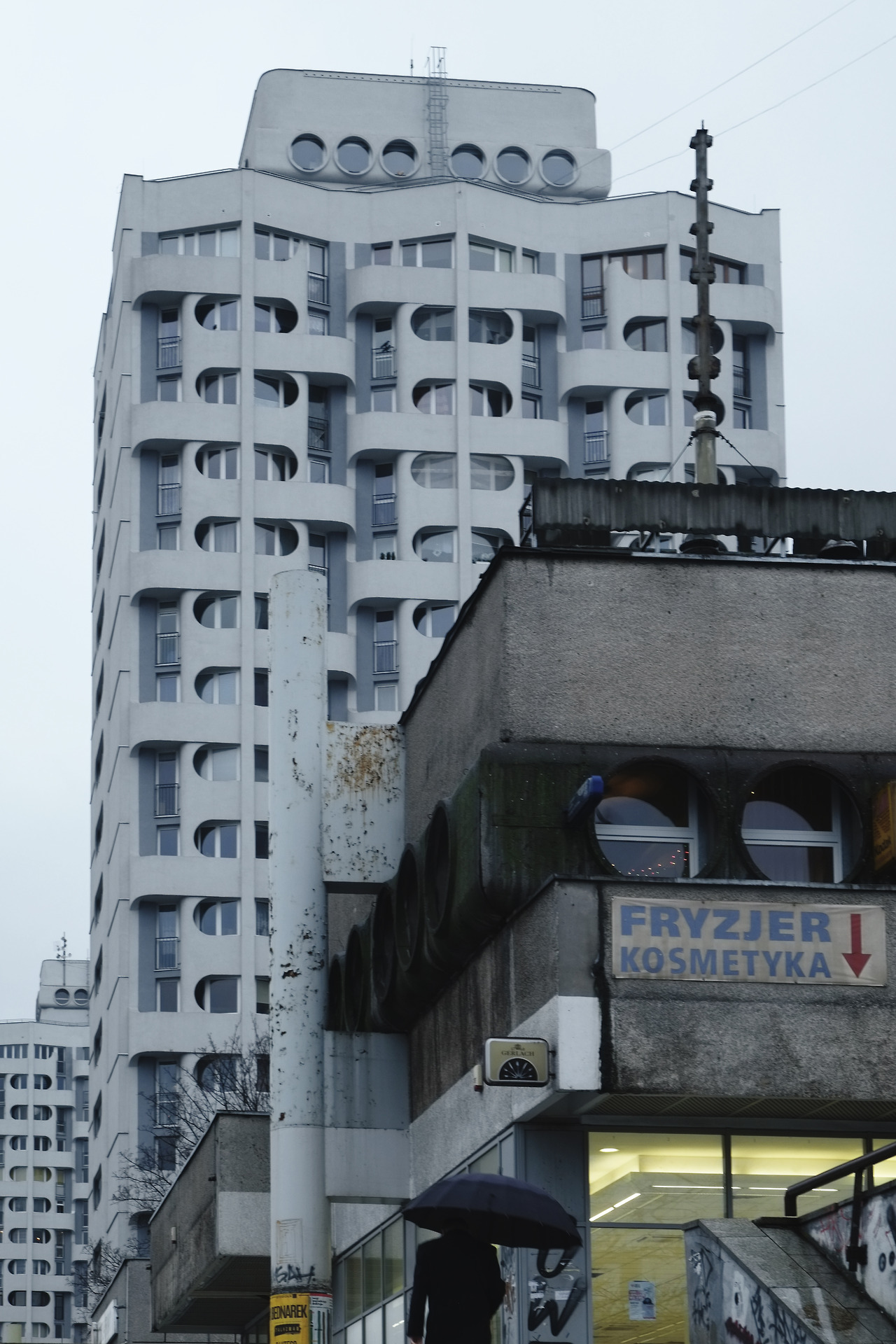 Archillect ID 193168