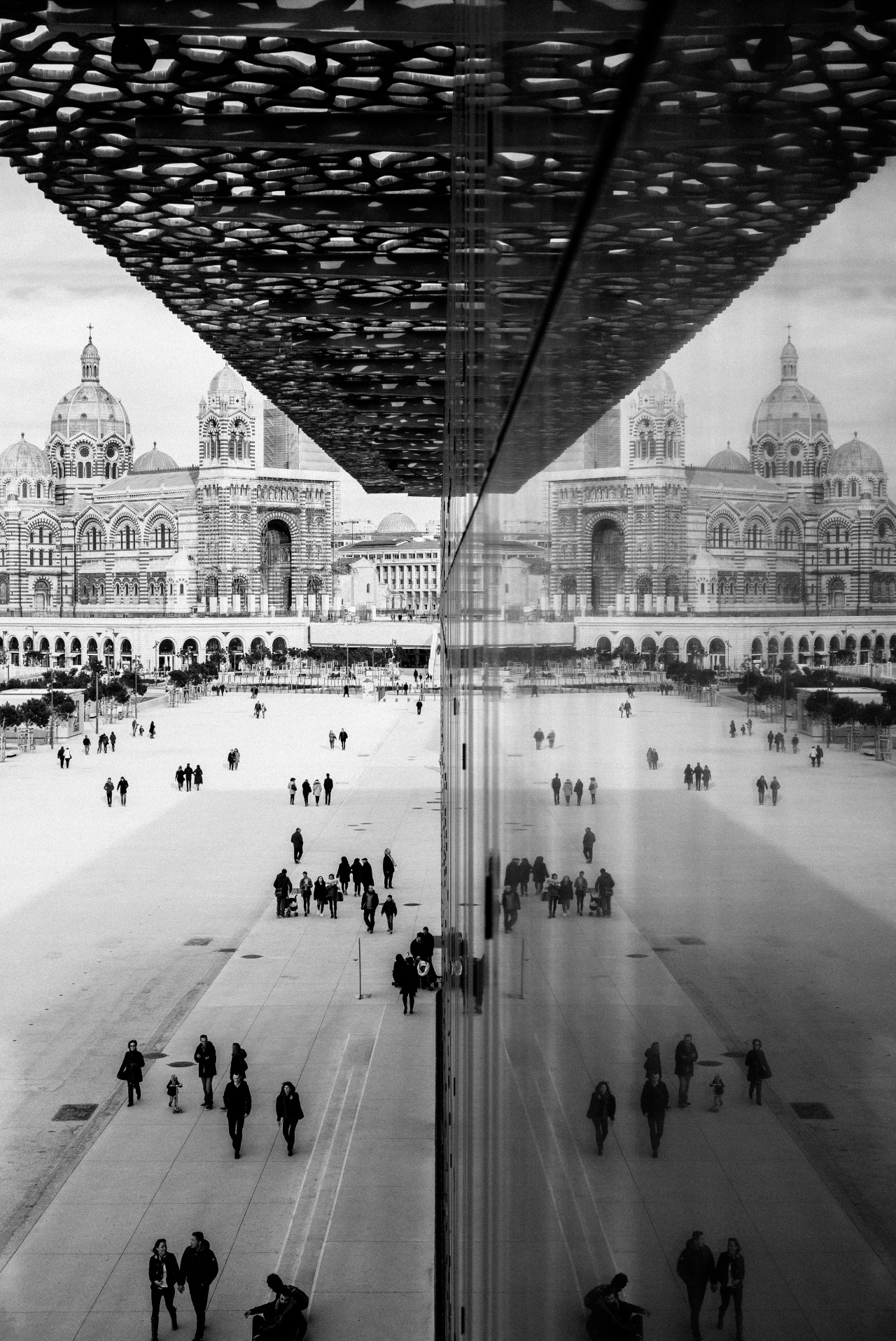 Archillect ID 193306