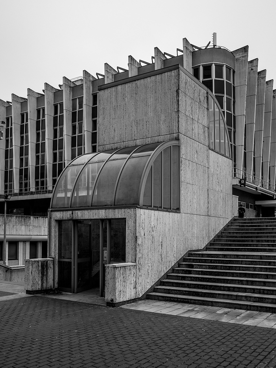 Archillect ID 194242