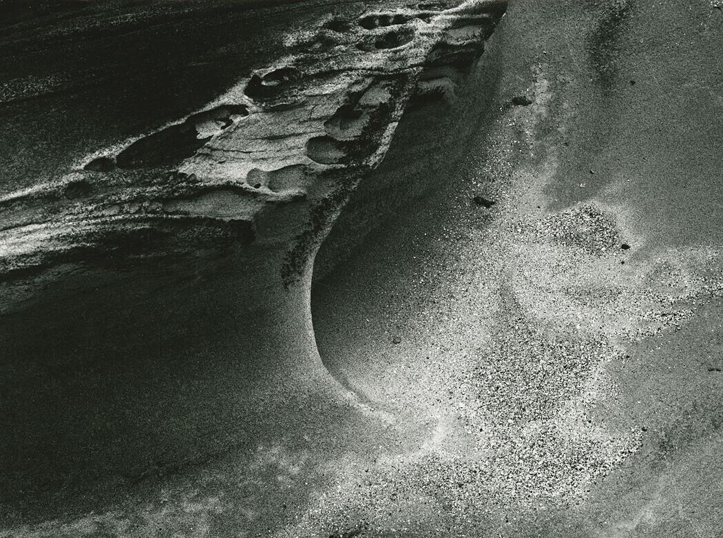 Archillect ID 194330