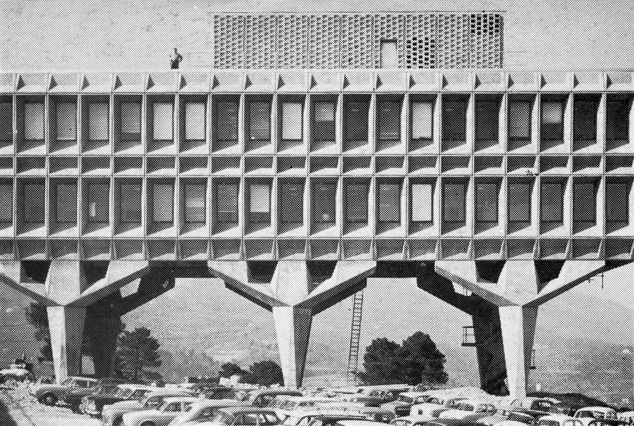 Archillect ID 194500
