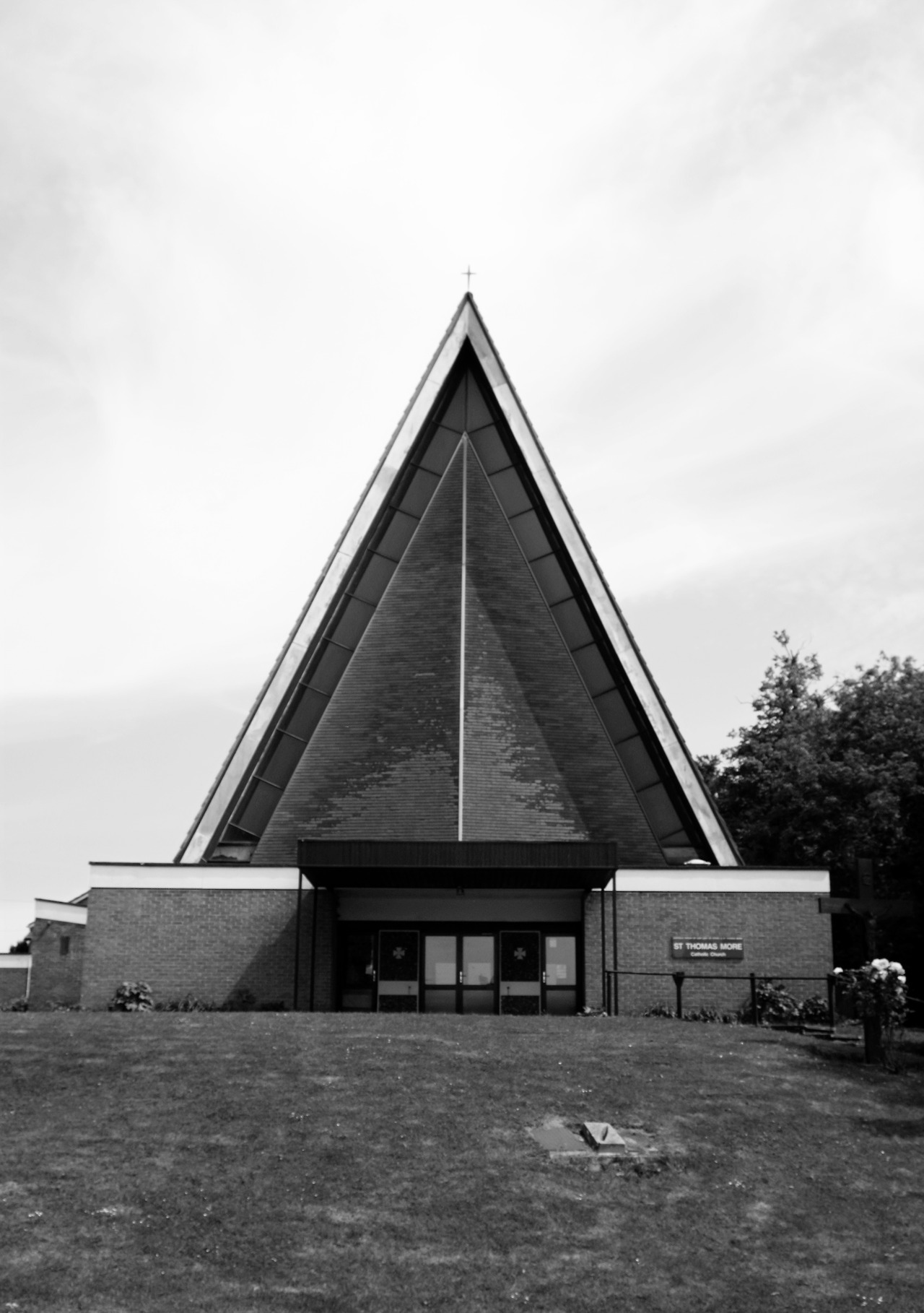 Archillect ID 194571