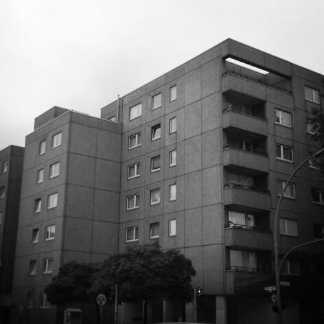 Archillect ID 195375