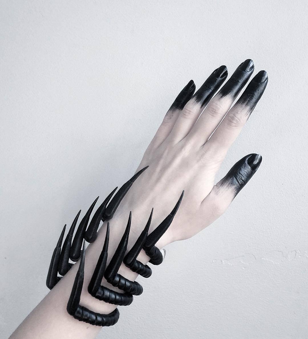 Archillect ID 195389
