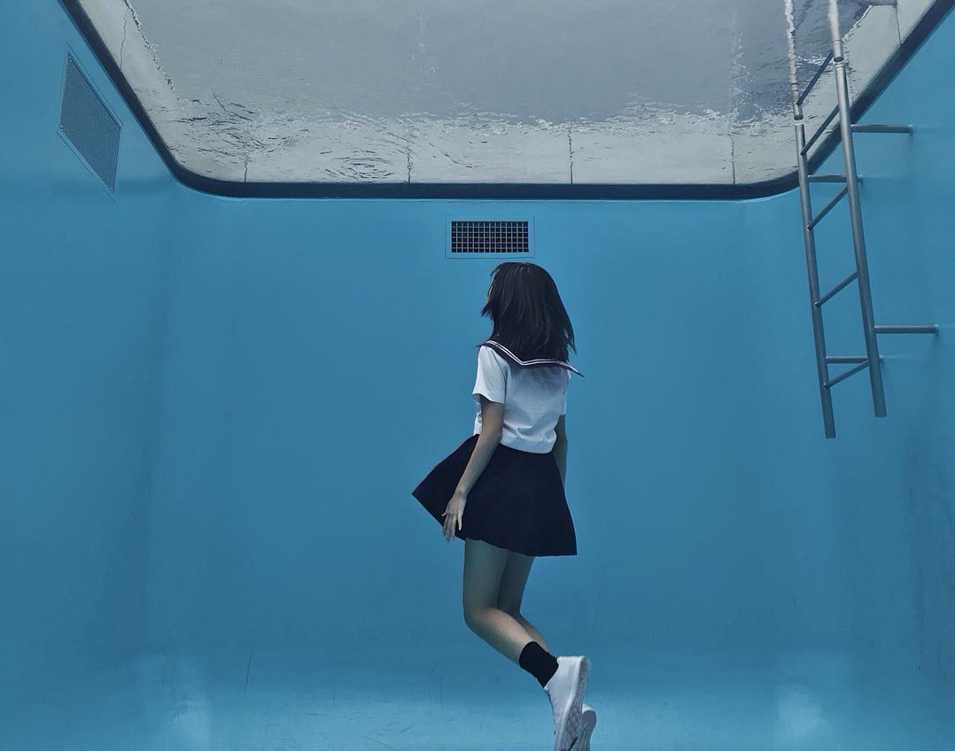 Archillect ID 195470