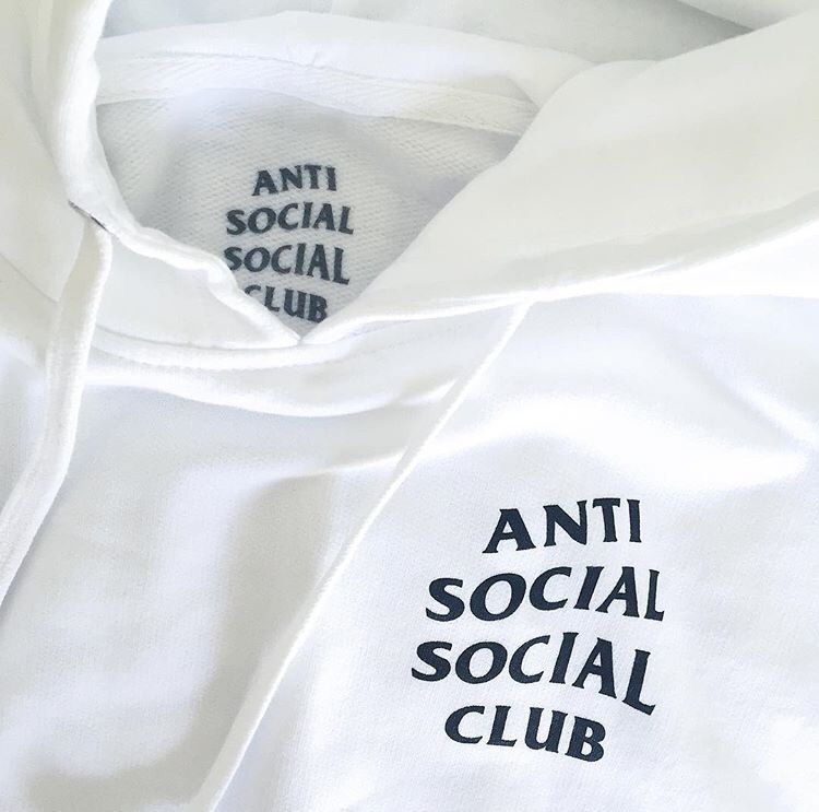 Archillect ID 195975