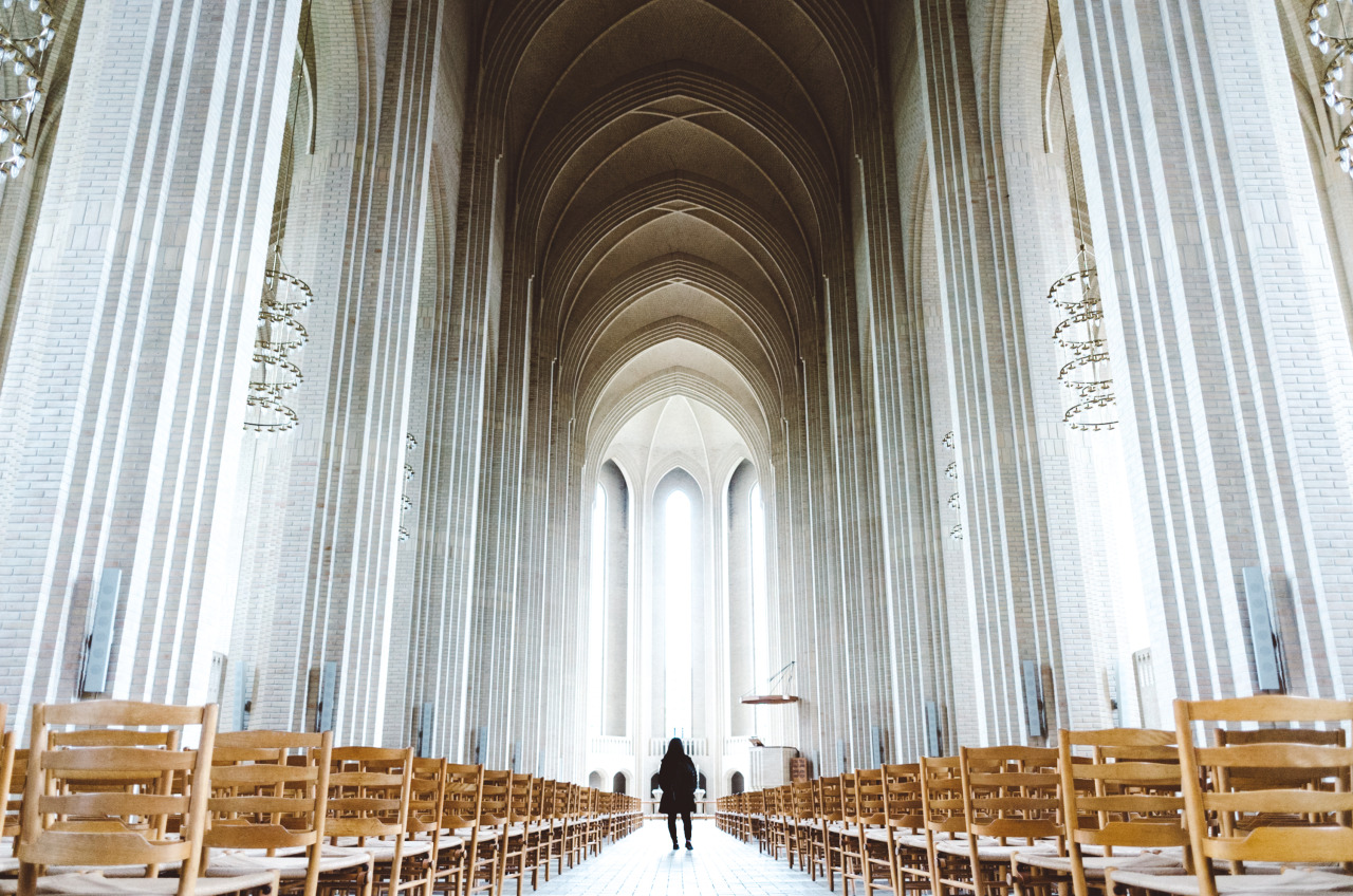 Archillect ID 196168