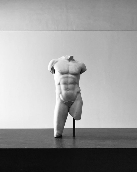Archillect ID 196194