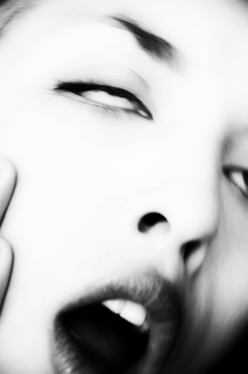 Archillect ID 196339
