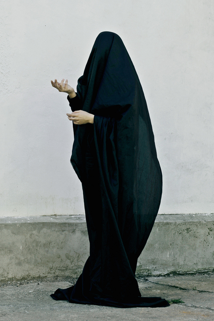 Archillect ID 196360