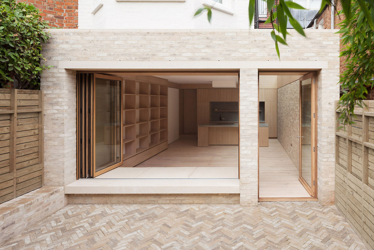 Archillect ID 196924
