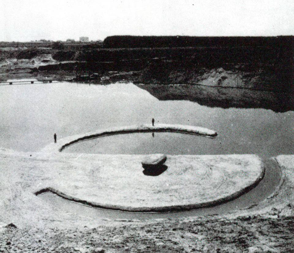 Archillect ID 197160