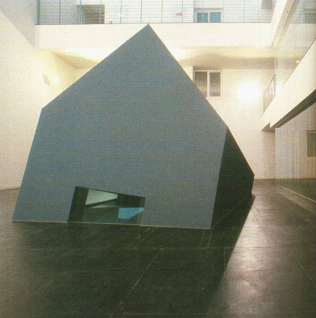 Archillect ID 197287