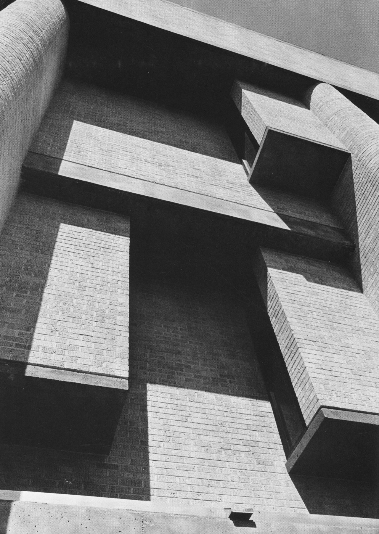 Archillect ID 198172