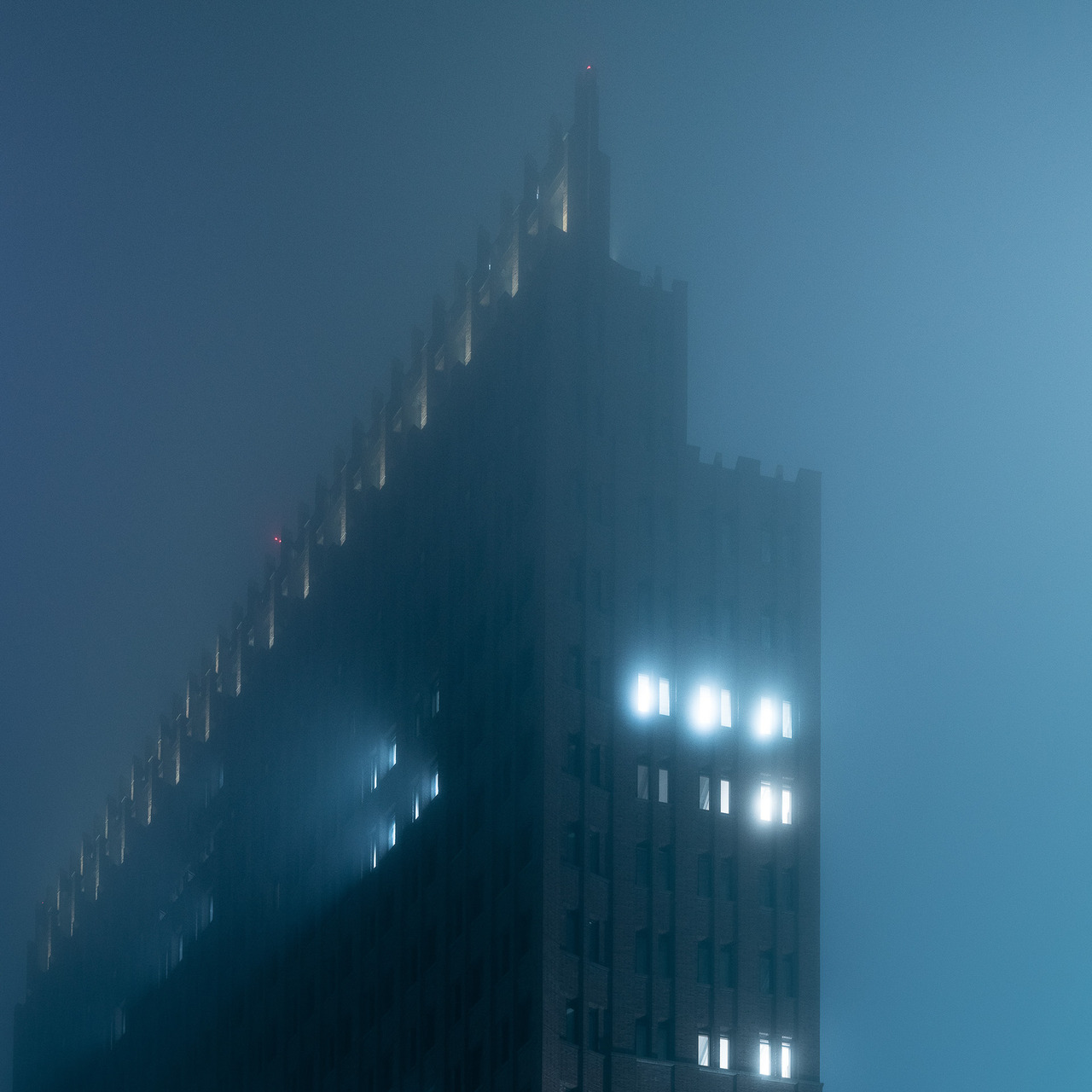 Archillect ID 199618