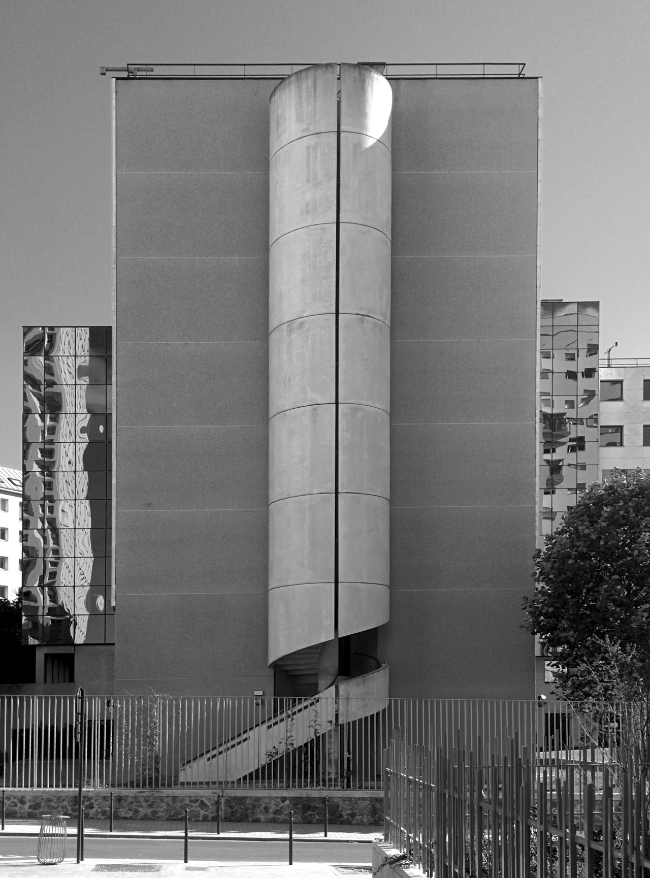 Archillect ID 200248