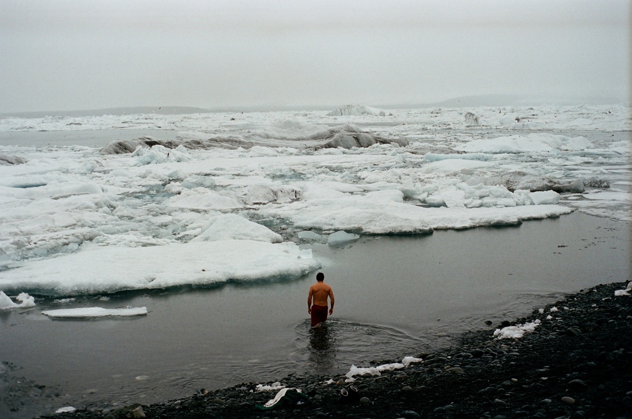 Archillect ID 200476