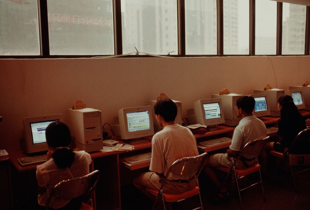 Archillect ID 200484
