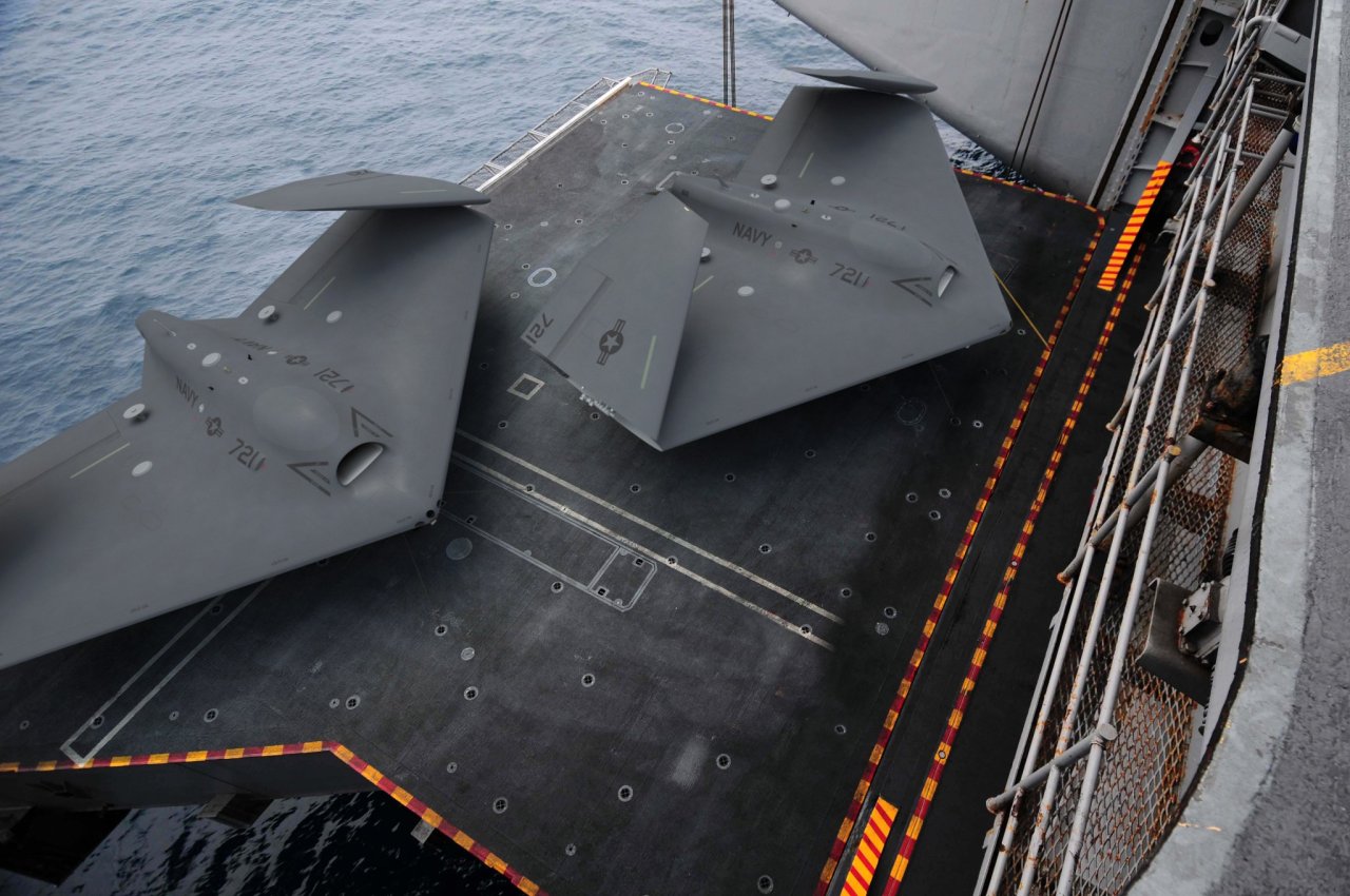 Archillect ID 200658