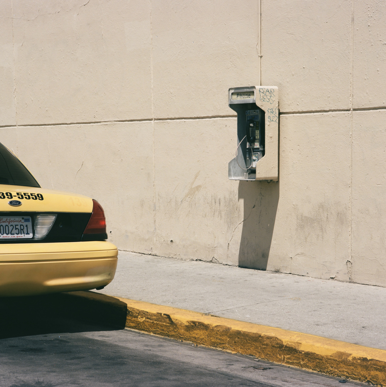 Archillect ID 200736