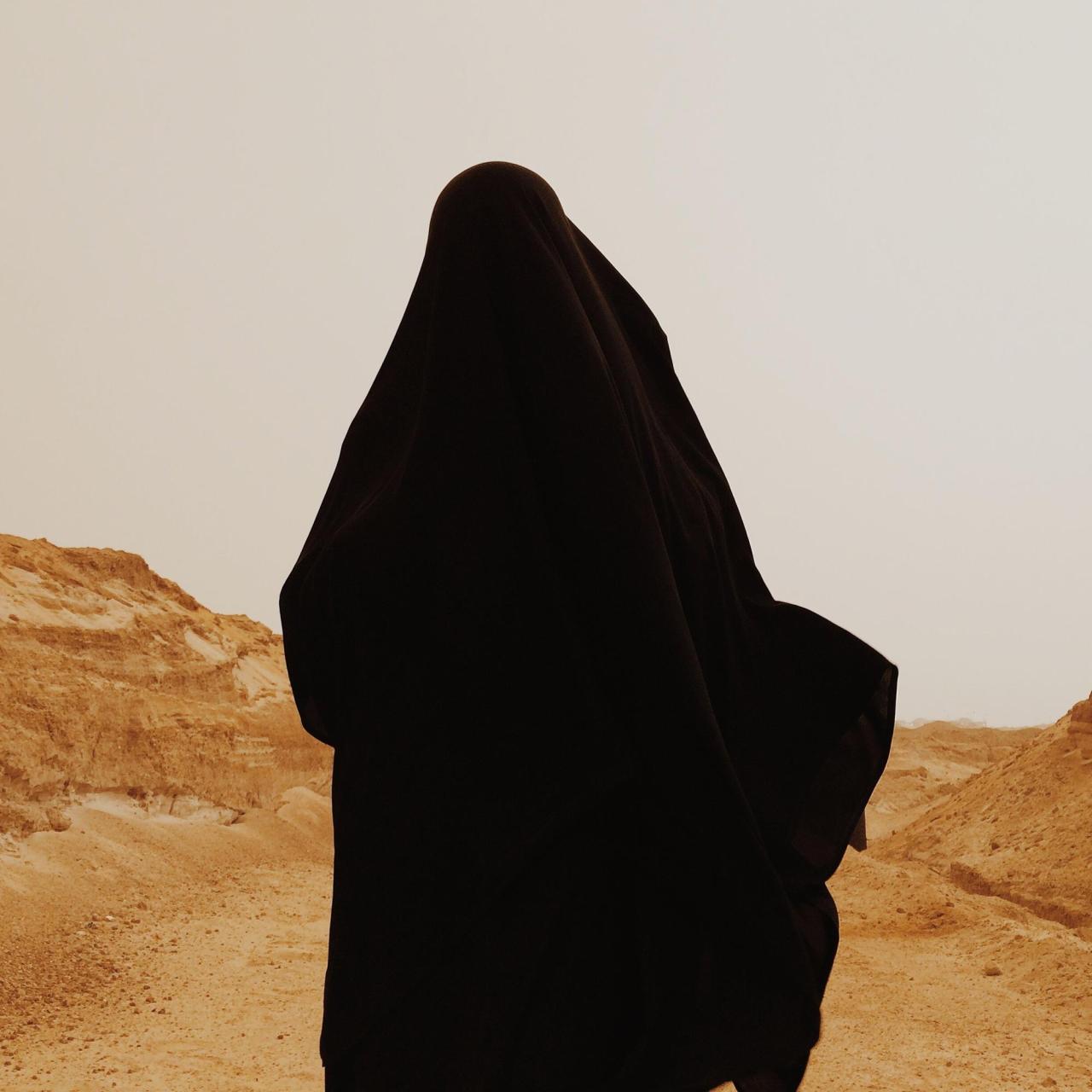 Archillect ID 202080