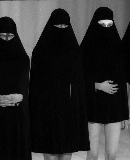 Archillect ID 204250