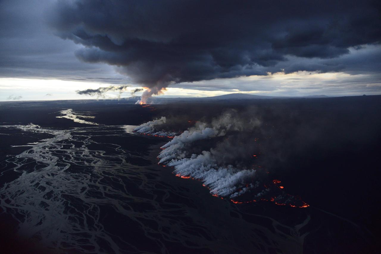 Archillect ID 205301