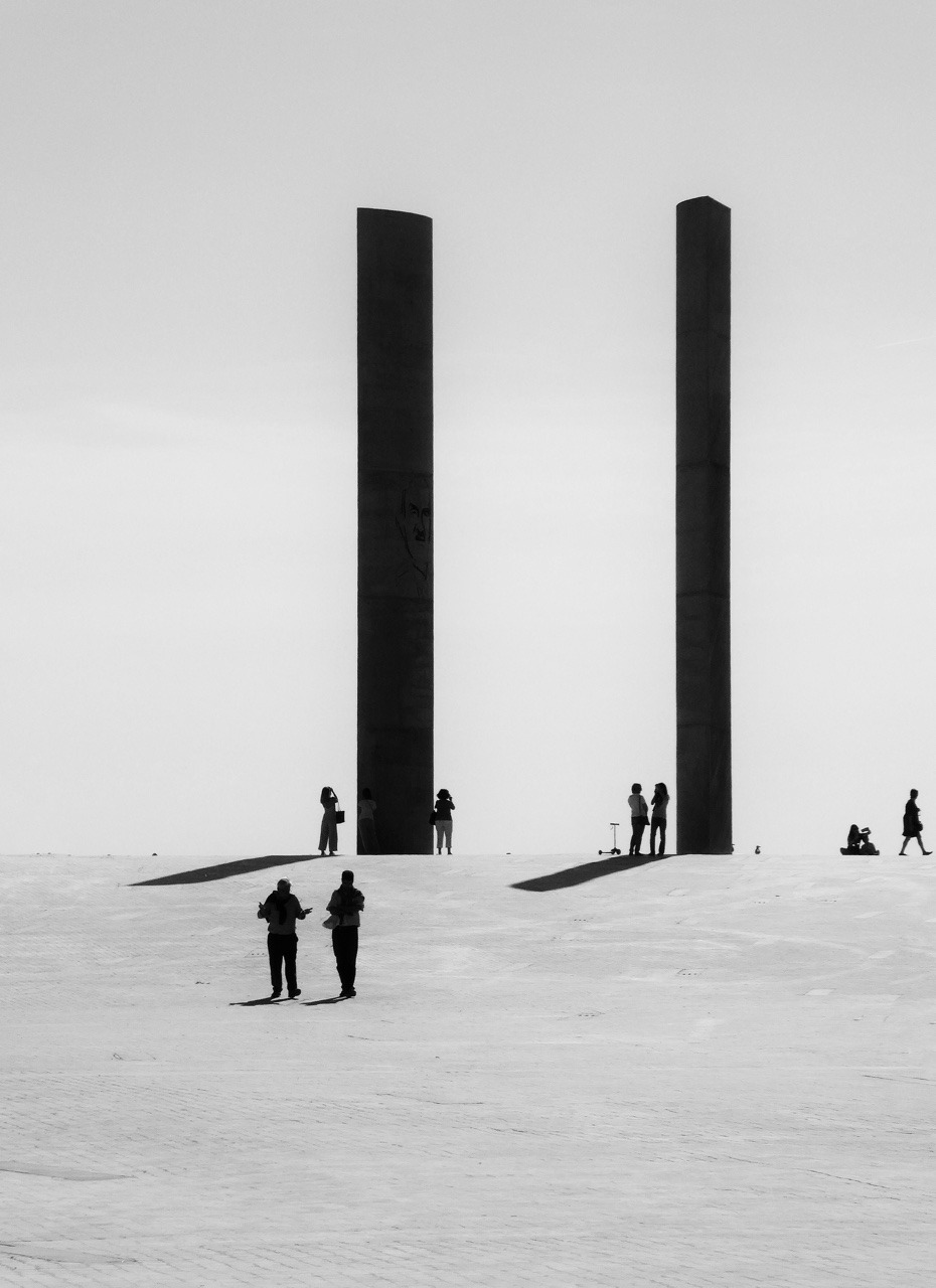 Archillect ID 206001