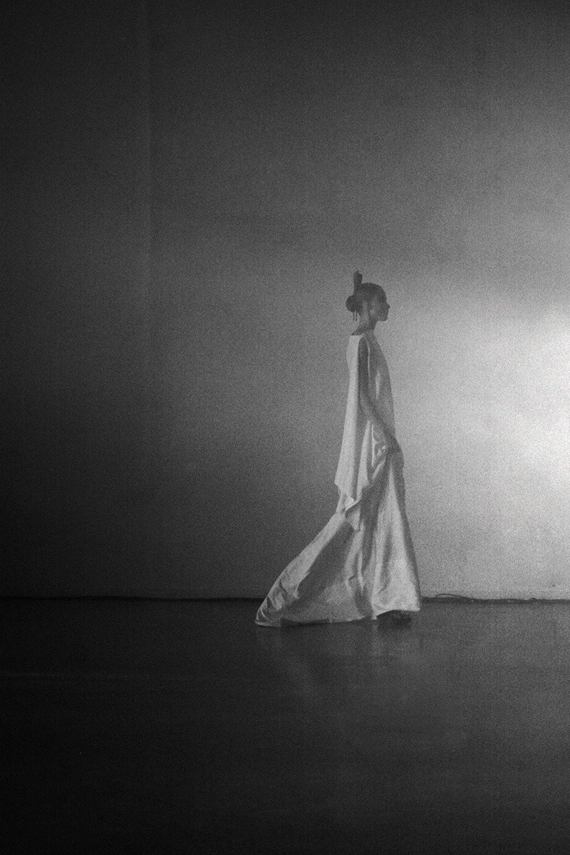 Archillect ID 206835