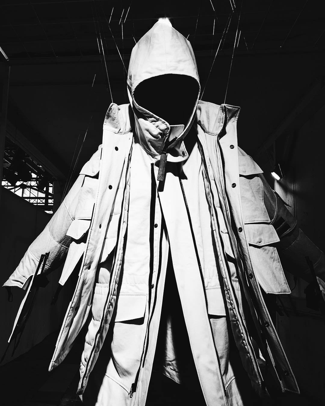 Archillect ID 207700