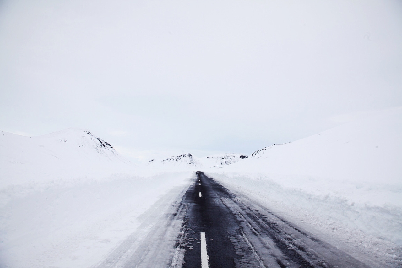 Archillect ID 207789