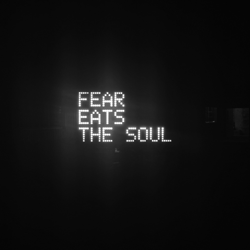 Archillect ID 208404