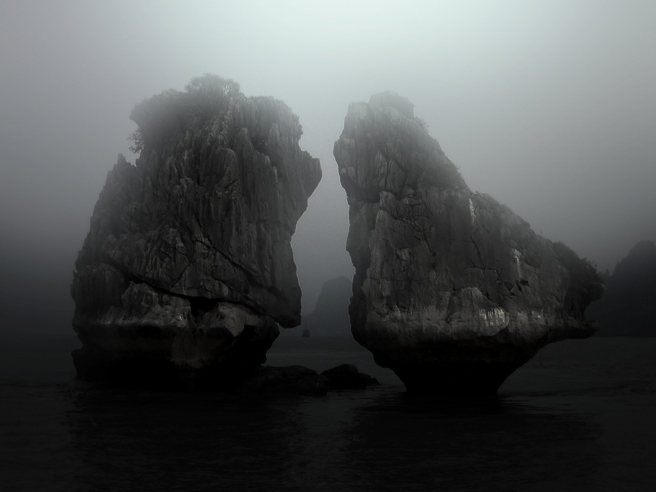 Archillect ID 208450