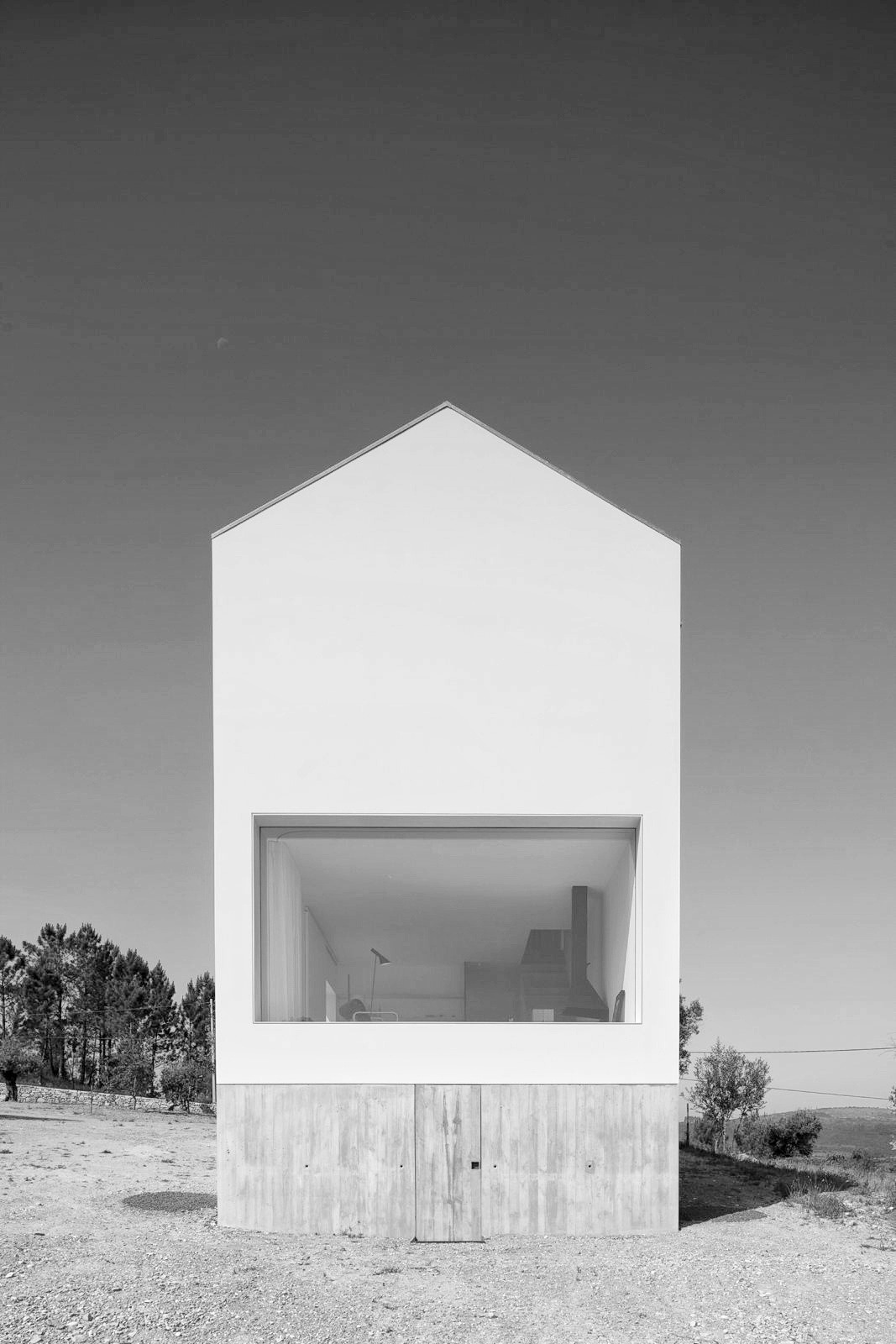 Archillect ID 210400
