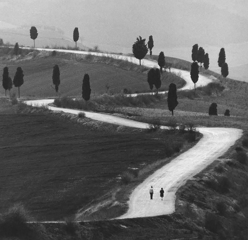 Archillect ID 211549