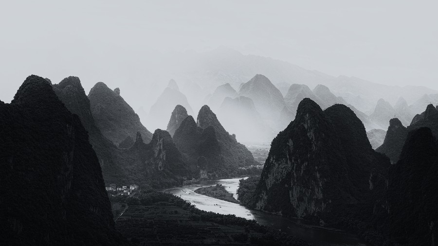 Archillect ID 211685