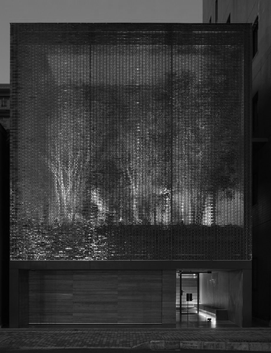 Archillect ID 215116