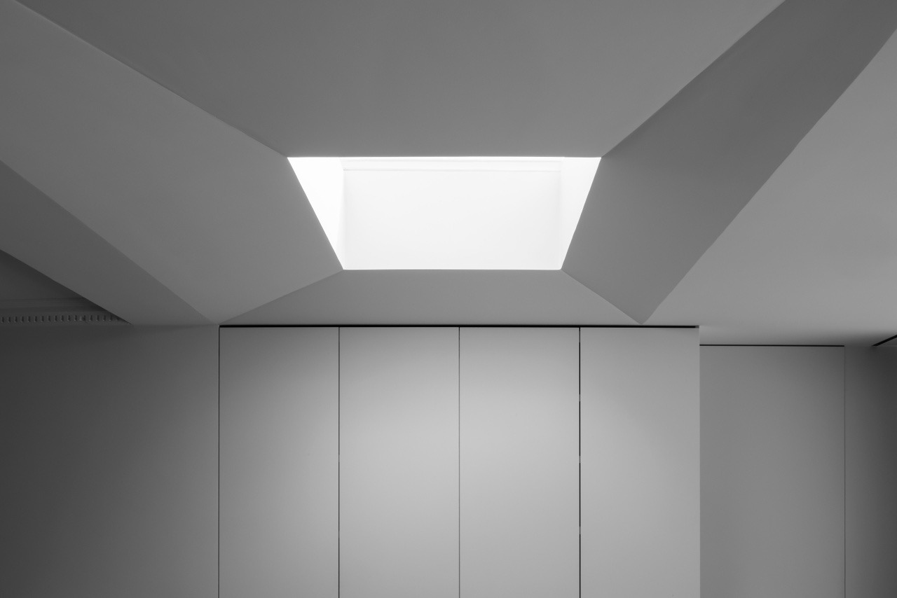 Archillect ID 215125