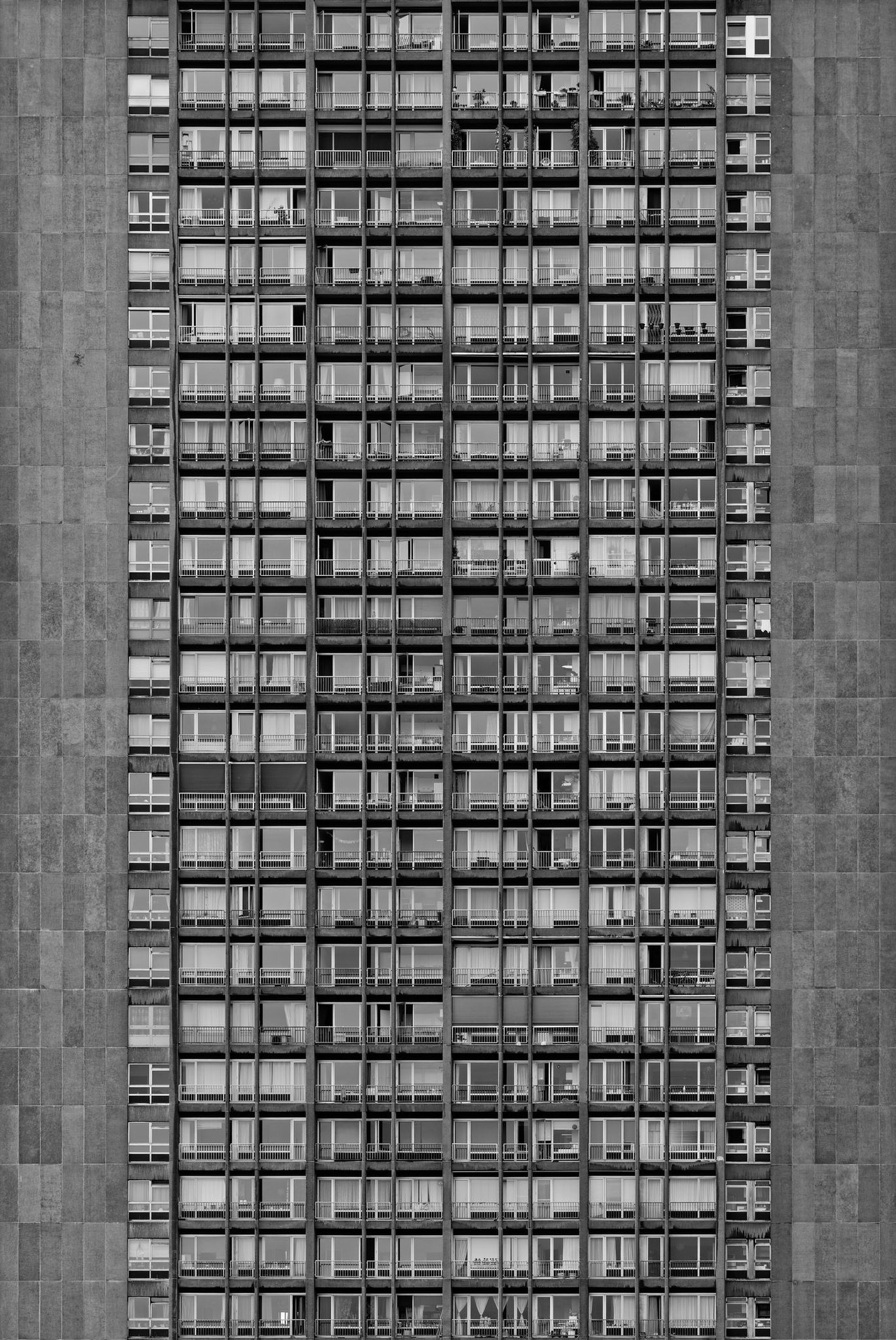 Archillect ID 216405