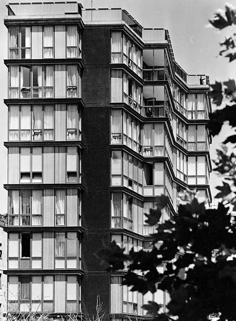 Archillect ID 217762