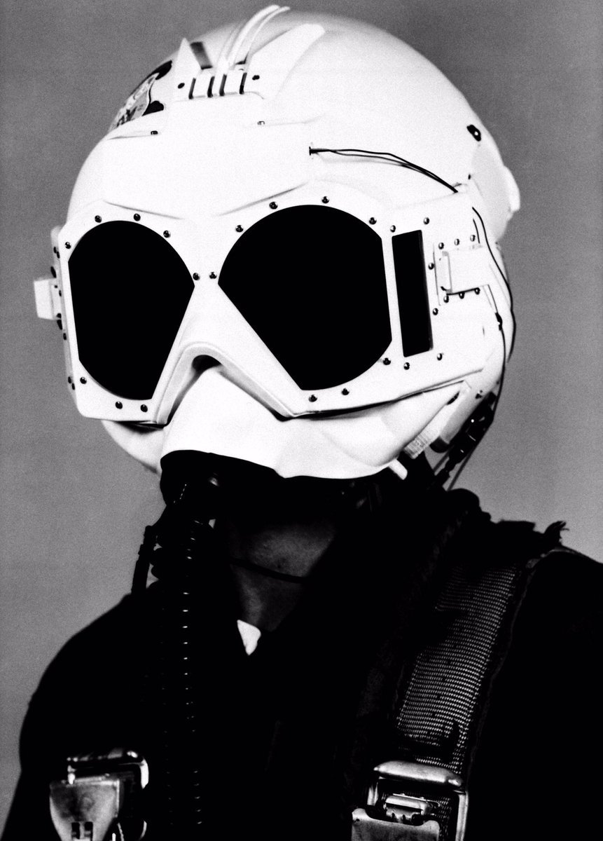 Archillect ID 218116