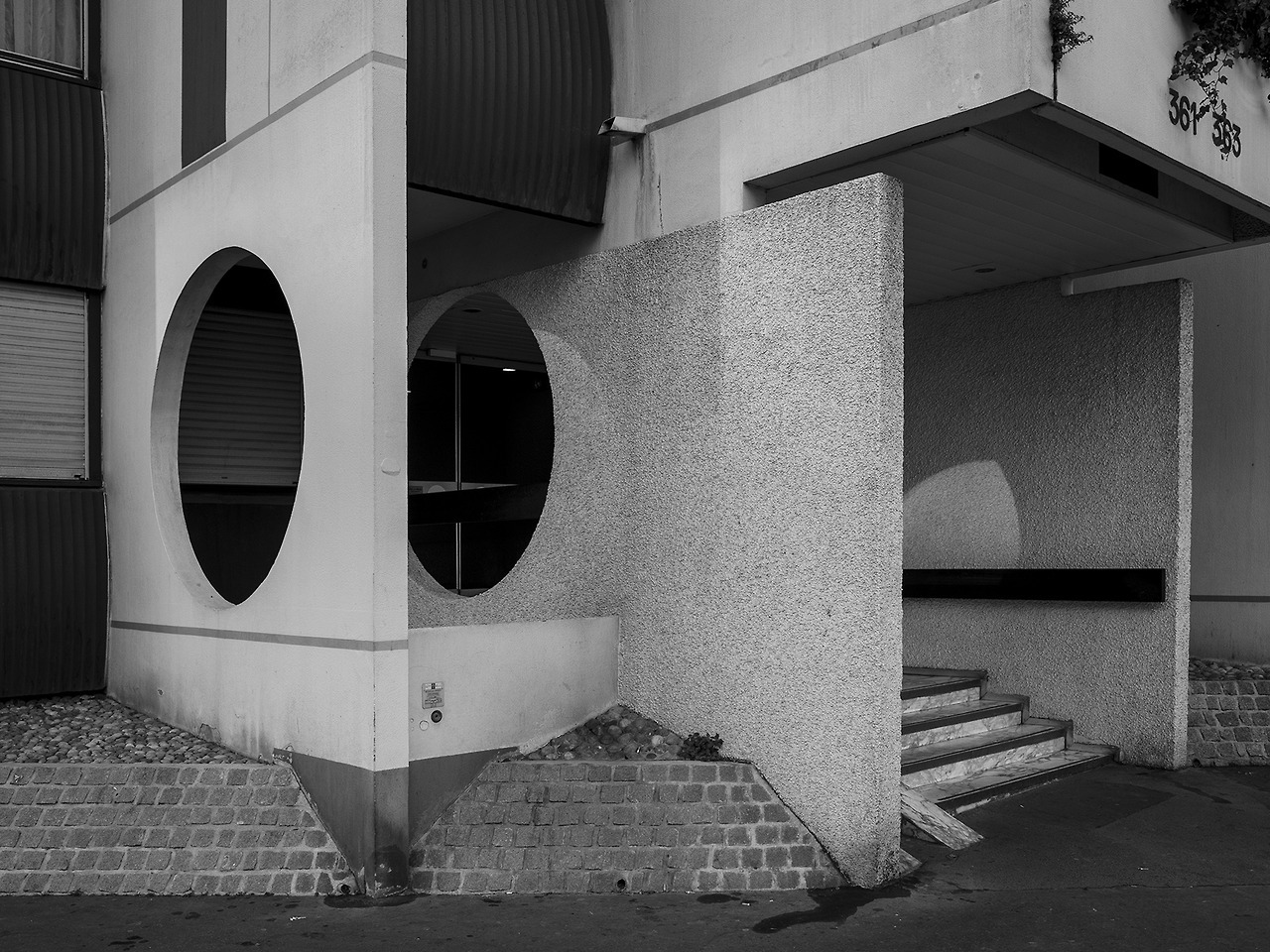 Archillect ID 220998