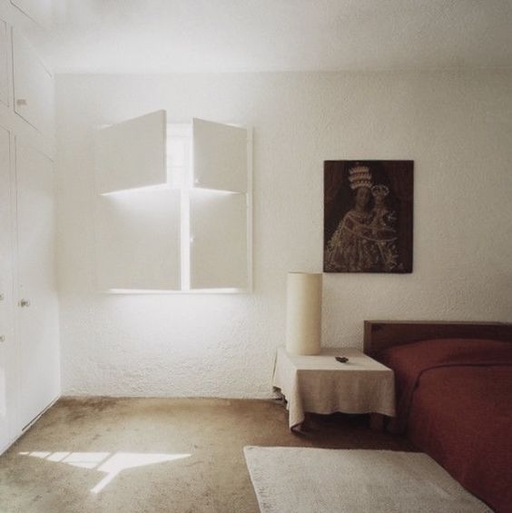 Archillect ID 221541