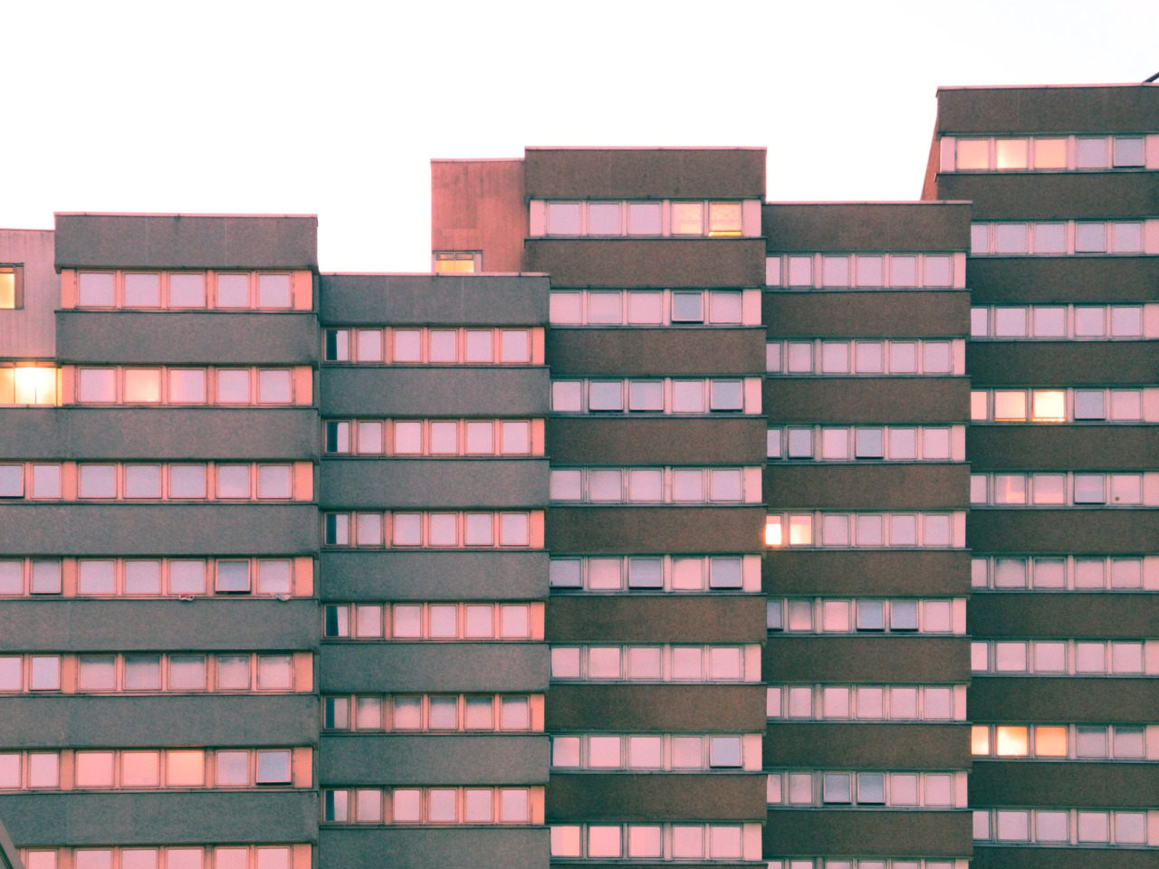 Archillect ID 221899